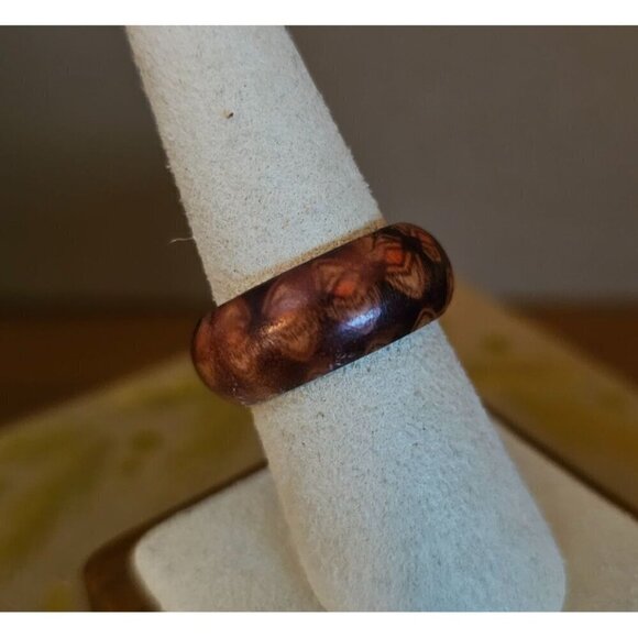 Size 8 Real Wood Unisex Ring Handcrafted Matte Finish Minimalist Jewelry - Picture 1 of 4